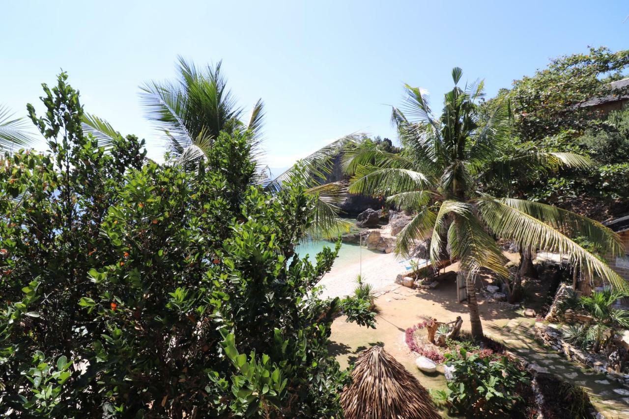 Tinaoog Beach Resort Alad Eksteriør billede